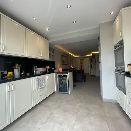 Casa Jardin Apartment Estepona
