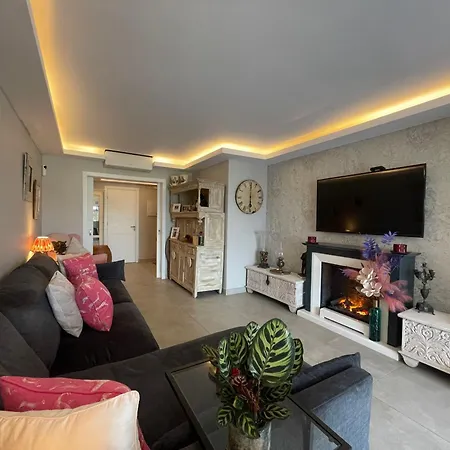 Apartamento Benavista Stunning Garden Aprtment *