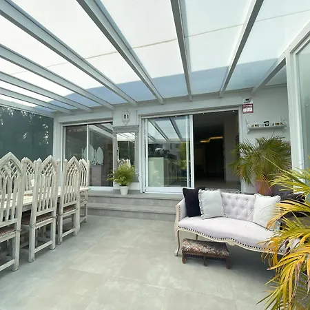 Benavista Stunning Garden Aprtment * Estepona